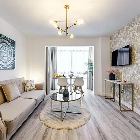 Apartment Supreme & Comfort - *